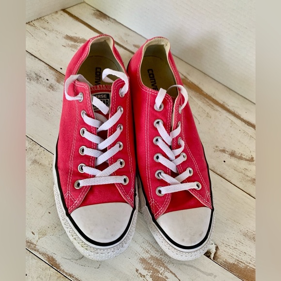 Converse All Star Dark Pink Low-Top Sneakers - Unisex women’s sz 10 men’s 8 EUC - Picture 13 of 13